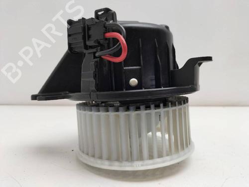 Used Heater blower motor SEAT ARONA (KJ7, KJP) 1.0 TSI (95 hp) 14242747