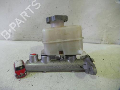 Used Brake master cylinder HYUNDAI SANTA FÉ I (SM) 2.0 CRDi 4x4 (113 hp) 12621986