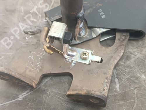 Hand brake MITSUBISHI PAJERO III (V7_W, V6_W) 3.2 Di-D (V68W) | BP23104115I18 