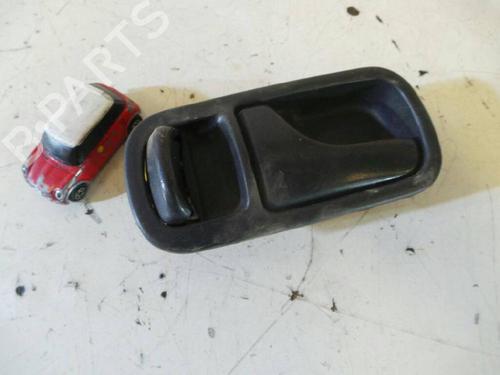 Used Front left interior door handle NISSAN TERRANO II (R20) 2.7 TDi 4WD (125 hp) 15271149