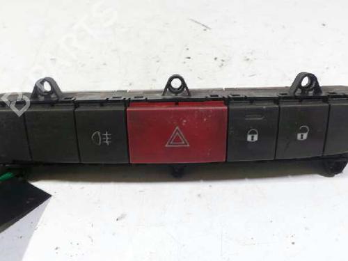 Used Warning switch CITROËN JUMPER II Bus 2.2 HDi 130 (130 hp) 13122063