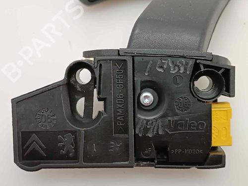 Steering wheel controls CITROËN C4 I (LC_)  | BP20887835E15 