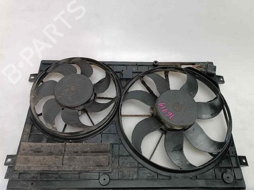 Used Radiator fan VW TOURAN (1T1, 1T2) [2003-2010]  19072824