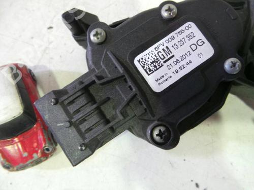 Pedal OPEL INSIGNIA A (G09) 2.0 CDTI (68) | BP12620896I4 