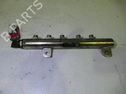 Used Injection rail OPEL ZAFIRA / ZAFIRA FAMILY B (A05) 1.9 CDTI (M75) (120 hp) 12622926