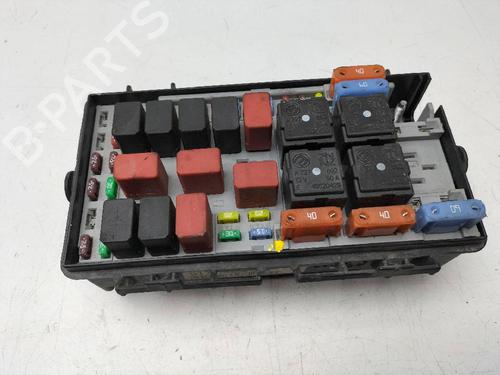 Used Fuse box FIAT PUNTO EVO (199_) 1.3 D Multijet (199AXC1A, 199BXC1A, 199AXT1A, 199BXT1A) (75 hp) 15002160