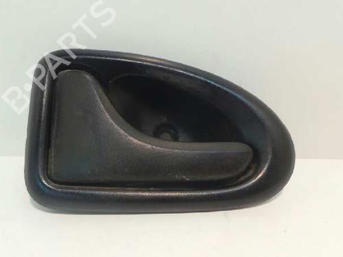 Used Front left interior door handle NISSAN INTERSTAR Van (X70) dCi 140 (136 hp) 15270745