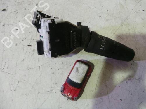 Used Steering column stalk NISSAN CABSTAR (F24M, F24W) 28.11 DCI, 32.11 DCI, 35.11 DCI 2.5 (F24M) (110 hp) 12621077