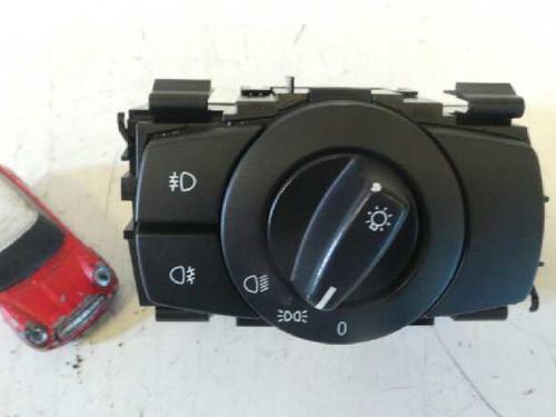 Used Headlight switch BMW 1 (E87) 118 d (143 hp) 12618981