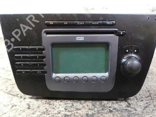 Used Radio SEAT TOLEDO III (5P2) [2004-2009]  12610856
