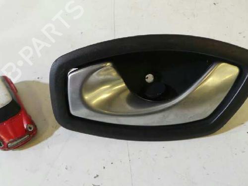 Used Front left interior door handle RENAULT LAGUNA III (BT0/1) [2007-2015]  18505685