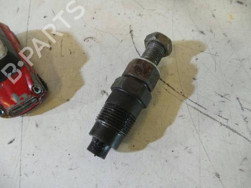Used Injector MITSUBISHI PAJERO I (L04_G, L14_G) [1982-1991]  12940021