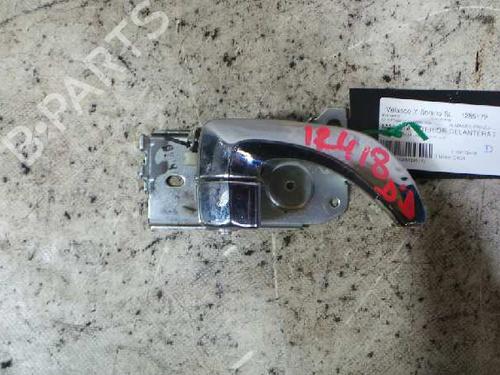 Used Front right interior door handle KIA SORENTO I (JC) 2.5 CRDi (170 hp) 15269857