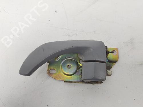 Used Rear left interior door handle KIA SORENTO I (JC) 2.5 CRDi 4WD (140 hp) 15769719