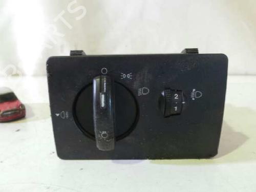 Used Headlight switch FORD FIESTA V (JH_, JD_) 1.4 TDCi (68 hp) 12620124