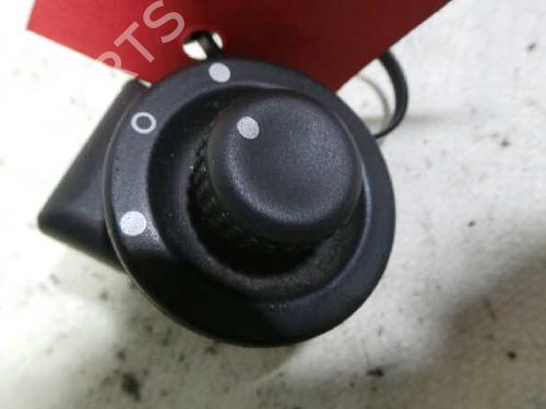 Used Mirror switch RENAULT MEGANE II (BM0/1_, CM0/1_) 1.9 dCi (BM0G, CM0G) (120 hp) 12609700