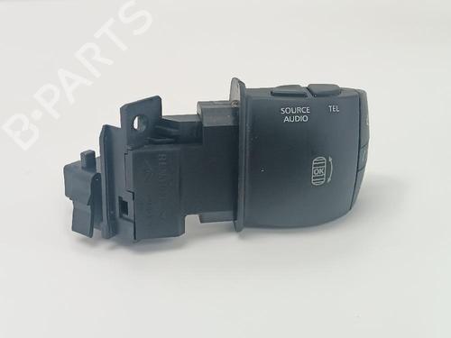 Used Switch RENAULT MEGANE III Hatchback (BZ0/1_, B3_) [2008-2025]  24494859