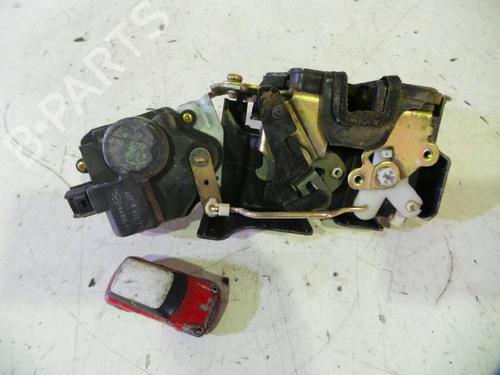 Rear left lock HYUNDAI SANTA FÉ I (SM) 2.0 CRDi 4x4 | BP12621991C100 
