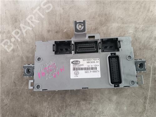 Used Fuse box Fuse box CHEVROLET SILVERADO 1500 Crew Cab Pickup 5.3 (299 hp) 34201551 34201551