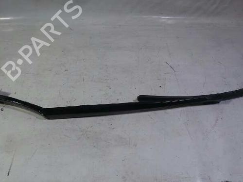 Used Front windshield wiper arm BMW 5 (F10) 520 d (190 hp) 12615516