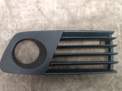 Used Grille SEAT CORDOBA (6L2) 1.6 (101 hp) 24996843
