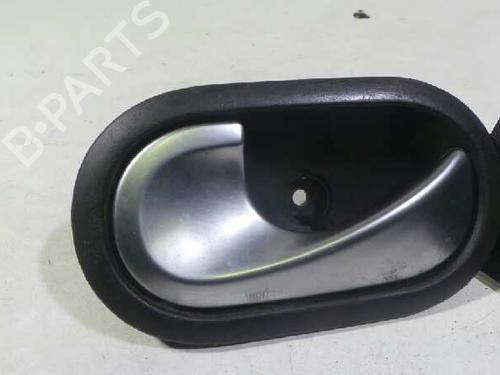 Used Front left interior door handle RENAULT SCÉNIC II (JM0/1_) [2003-2010]  12612611
