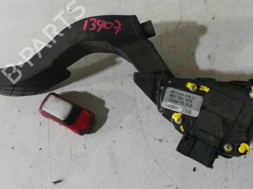 Used Pedal AUDI A4 B6 (8E2) 1.9 TDI (130 hp) 12618100