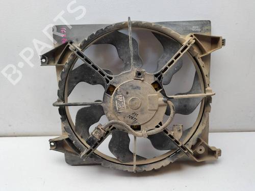 Used Radiator fan HYUNDAI SANTA FÉ II (CM) 2.2 CRDi GLS (150 hp) 14990864