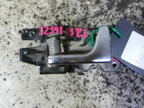 Used Front left interior door handle LAND ROVER DISCOVERY II (L318) 2.5 Td5 4x4 (139 hp) 12612400