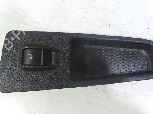 Used Right front window switch FIAT PUNTO EVO (199_) 1.3 D Multijet (199AXC1A, 199BXC1A, 199AXT1A, 199BXT1A) (75 hp) 15270468