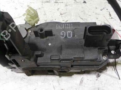 Used Front right lock OPEL ASTRA H (A04) [2004-2014]  12607937