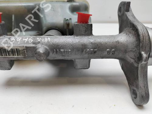 Brake master cylinder NISSAN PRIMASTAR Van (X83) 2.0 dCi 115 | BP12628061M77 