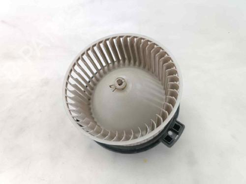 Used Heater blower motor MITSUBISHI PAJERO SPORT I (K7_, K9_) 2.5 TD (K94W, K74T) (115 hp) 17462442