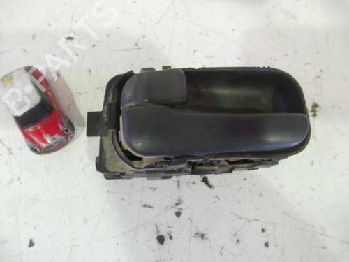 Used Front left interior door handle NISSAN X-TRAIL I (T30) [2001-2013]  15271190
