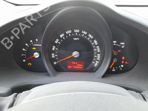 Used Instrument cluster KIA SPORTAGE III (SL) 1.7 CRDi (116 hp) 12621868