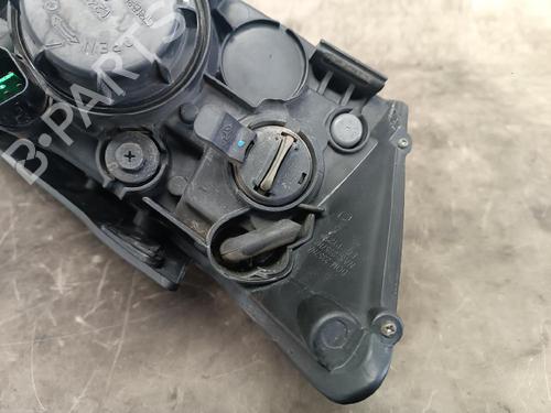 Left headlight HYUNDAI SONATA V (NF) 2.0 VVTi GLS | BP23238047C28 