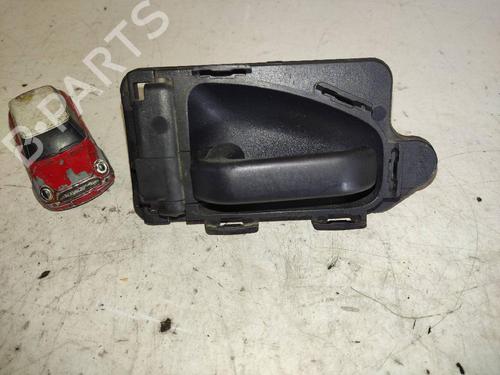 Venstre bak invendig håndtak CITROËN SAXO (S0, S1) 1.5 D (57 hp) 15271236