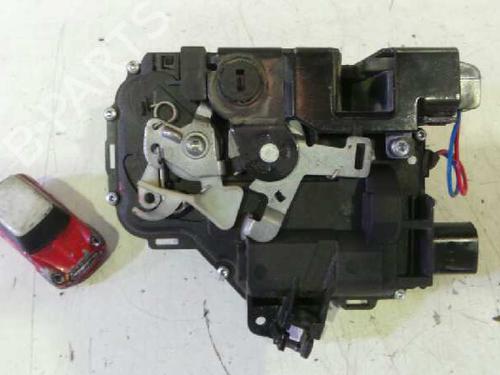 Rear right lock SEAT LEON (1M1) 1.8 20V | BP12619740C99 