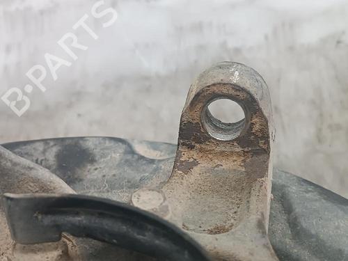 Right rear steering knuckle MITSUBISHI PAJERO III (V7_W, V6_W) 3.2 Di-D (V68W) | BP22797475M28 