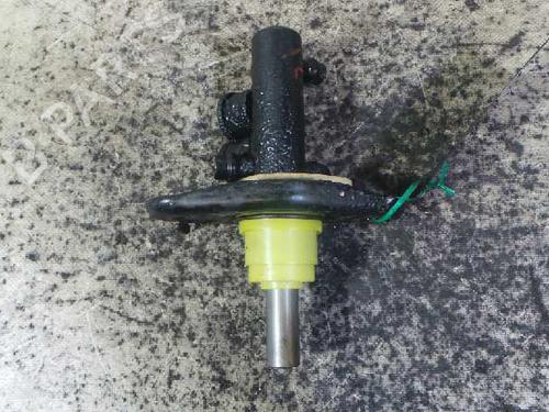 Used Brake master cylinder NISSAN PRIMERA Hatchback (P10) 2.0 16V 4x4 (116 hp) 12612823