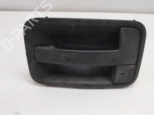 Used Front left exterior door handle PEUGEOT EXPERT (224_) 2.0 HDi (94 hp) 12628214