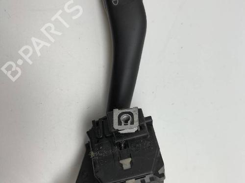 Used Steering column stalk SEAT LEON (1P1) 1.9 TDI (105 hp) 12626724