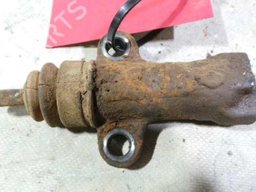 Used Clutch slave cylinder NISSAN PATROL III/2 Station Wagon (W260) [1988-1998]  14241647
