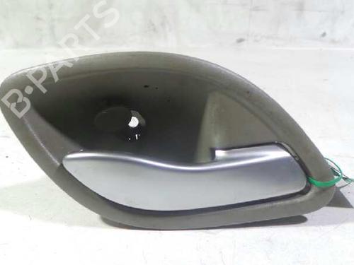 Used Front right interior door handle RENAULT LAGUNA II Grandtour (KG0/1_) 1.9 dCi (KG0G) (120 hp) 15270461