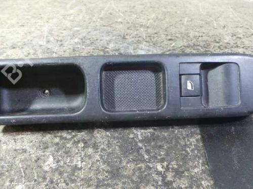 Used Right front window switch PEUGEOT 307 Break (3E) 2.0 (136 hp) 12612805