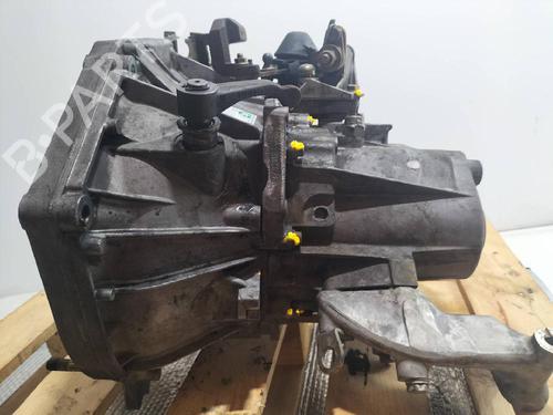 Gearbox NISSAN TERRANO II Van (R20) 2.7 TDi 4WD | BP15128769M3 