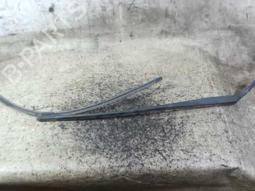 Used Front windshield wiper arm PEUGEOT 307 (3A/C) [2000-2012]  12611777