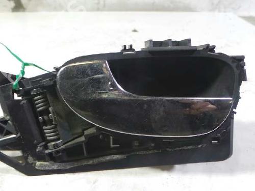 Used Front left interior door handle PEUGEOT 307 SW (3H) 2.0 HDI 110 (107 hp) 15270366
