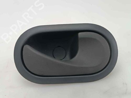 Used Front right interior door handle RENAULT CLIO III Hatchback Van (SB_, SR_) 1.5 dCi (68 hp) 19426206