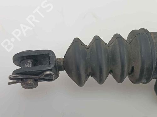 Clutch slave cylinder HYUNDAI ACCENT II Saloon (LC) 1.5 CRDi | BP19172771M113 